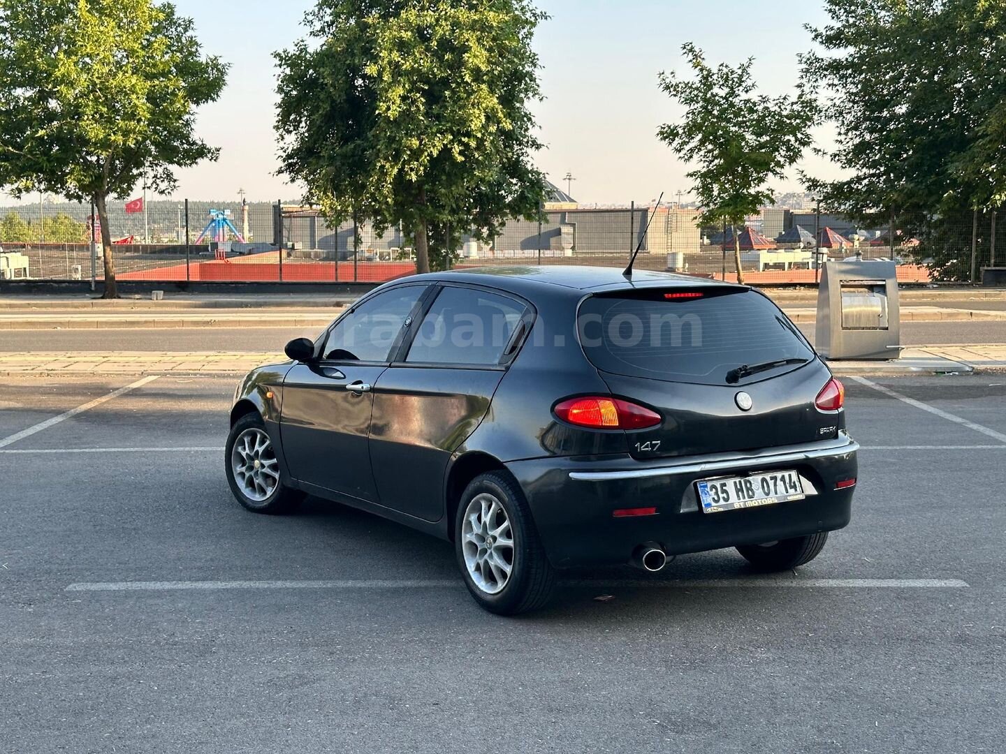 Galeriden Alfa Romeo 147 1.6 TS Progression 2004 Model Gaziantep 295.000 km Füme 4