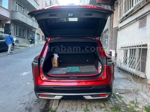 Sahibinden Nissan Qashqai 1.3 DIG-T Sky Pack 2024 Model  9.700 km Kırmızı