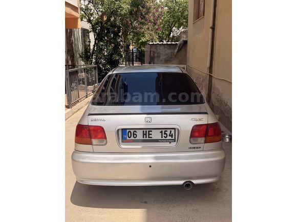 Sahibinden Honda Civic 1.6 i ES 2000 Model İzmir