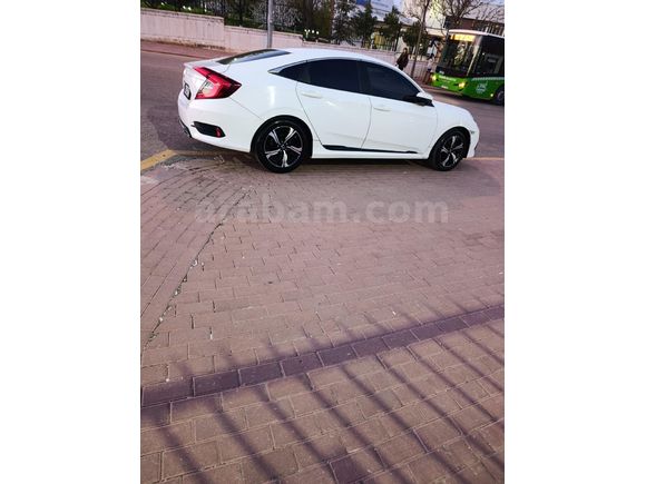 Sahibinden Honda Civic  2016 Model  105.000 km Beyaz