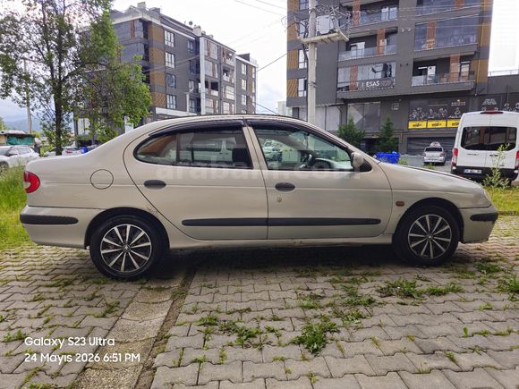 ACİLLL SATILIK Megane 1.6 RTA 2000 Model