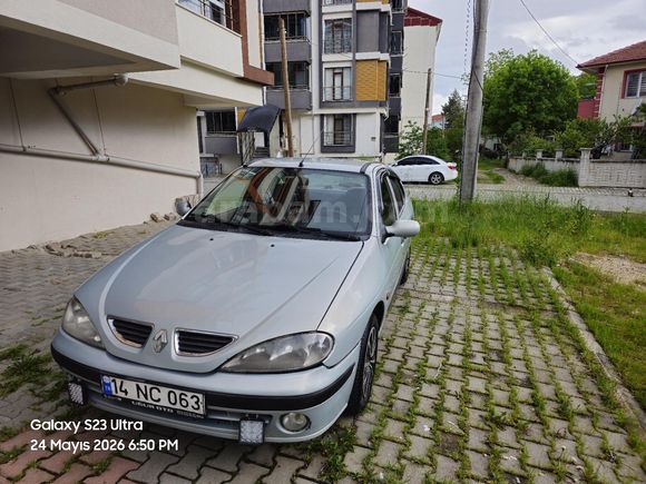 Sahibinden Renault Megane 1.6 RTA 2000 Model