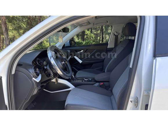 Sahibinden Audi Q2 1.6 TDI Design 2017 Model 