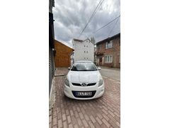 Sahibinden Hyundai i20 1.2 MPI Team 2011 Model 