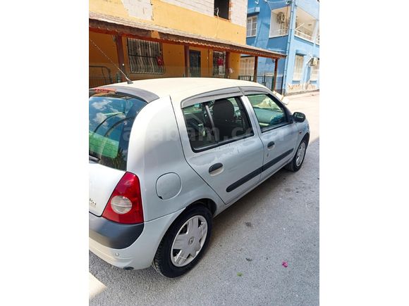 Sahibinden Renault Clio 1.2 Expression 2002 Model