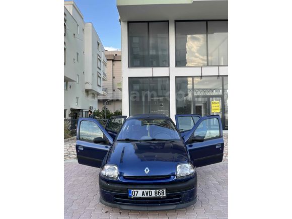 Sahibinden Renault Clio 1.4 RTA 2000 Model  264.000 km Mavi