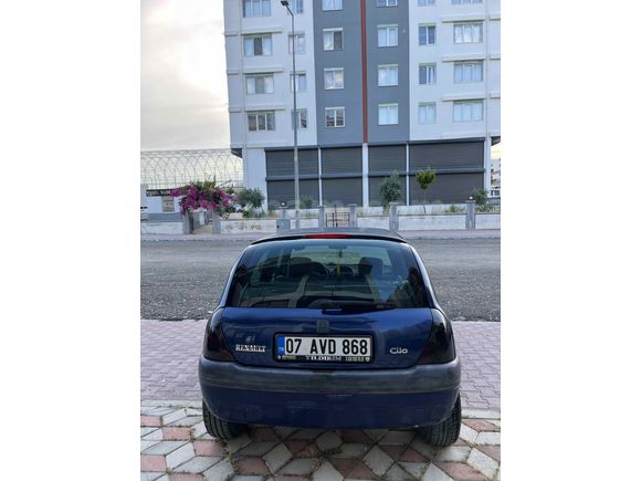 Sahibinden Renault Clio 1.4 RTA 2000 Model  264.000 km Mavi