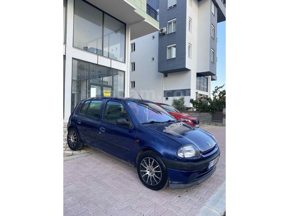 Sahibinden Renault Clio 1.4 RTA 2000 Model  264.000 km Mavi