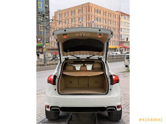 ERPAY OTOMOTİV'DEN 2012 MODEL PORSCHE CAYENNE 3.0DİESEL HATASIZ