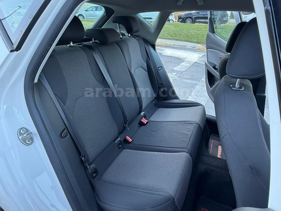 2017 SEAT LEON 1.6 TDI ORJİNAL 134BİNkm STYLE HATASIZ