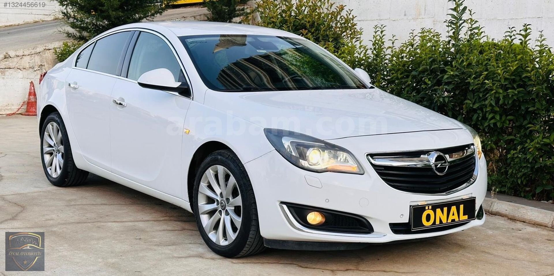 Galeriden Opel Insignia 1.6 CDTI Cosmo 2016 Model Siirt 138.000 km Beyaz 5