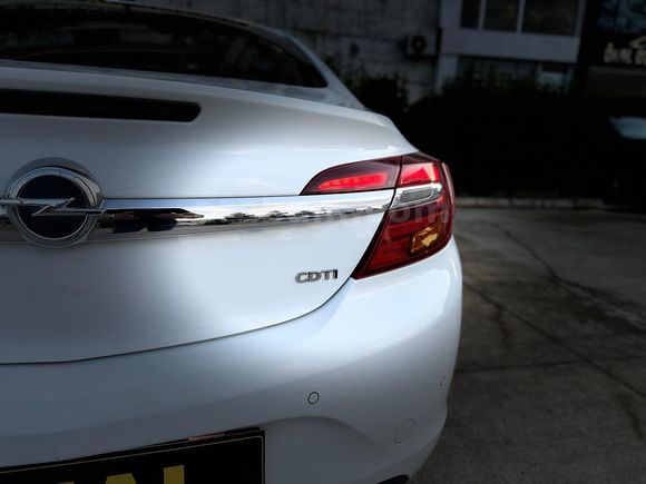 ÖNAL'DAN 2016 OPEL İNSİGNİA 1.6 CDTI COSMO DİZEL OTOMATİK