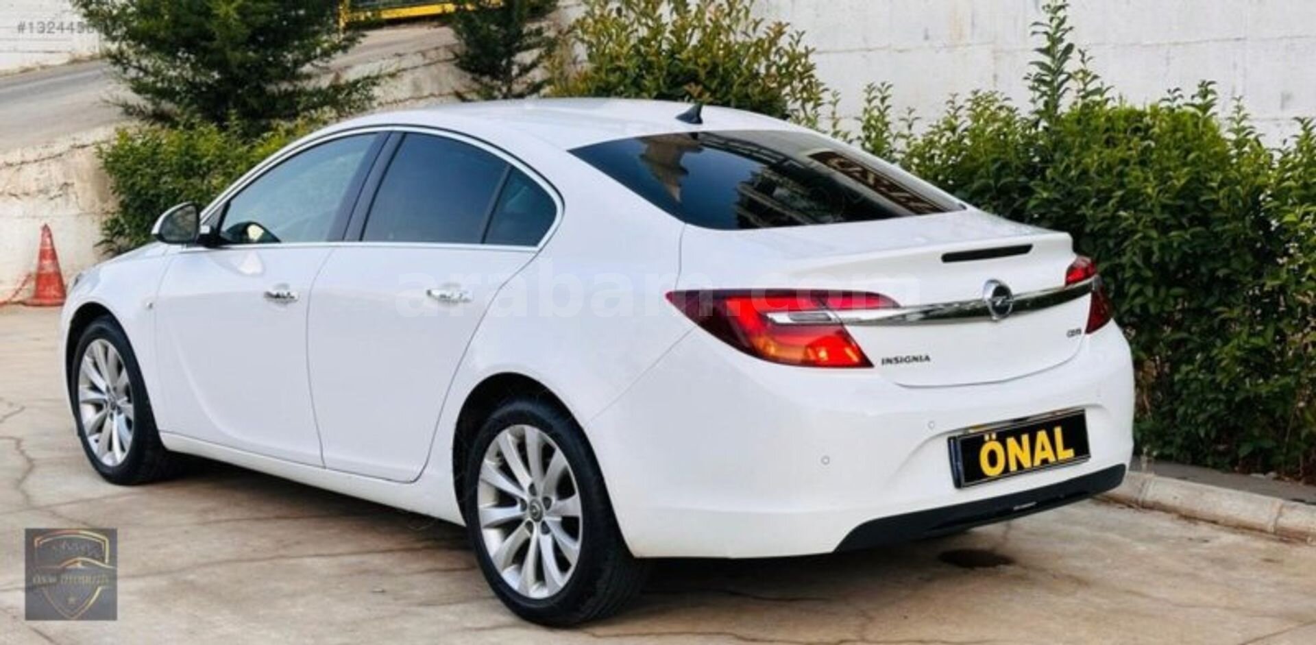 Galeriden Opel Insignia 1.6 CDTI Cosmo 2016 Model Siirt 138.000 km Beyaz 7
