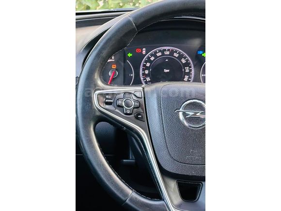 ÖNAL'DAN 2016 OPEL İNSİGNİA 1.6 CDTI COSMO DİZEL OTOMATİK