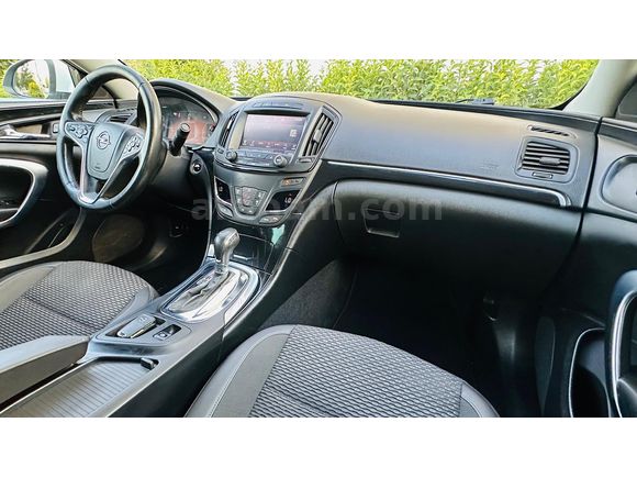 ÖNAL'DAN 2016 OPEL İNSİGNİA 1.6 CDTI COSMO DİZEL OTOMATİK