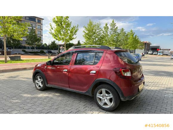 DACİA STEPWAY KIRMIZI 2013 MODEL 1.5 BLUEDCİ