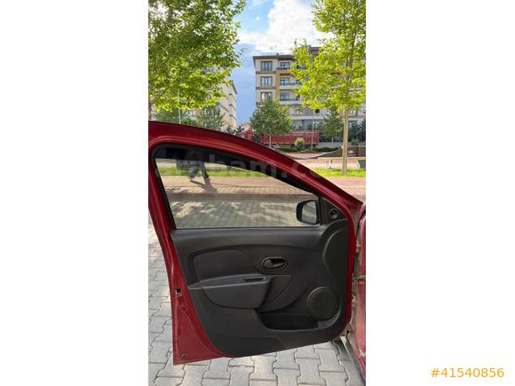 DACİA STEPWAY KIRMIZI 2013 MODEL 1.5 BLUEDCİ