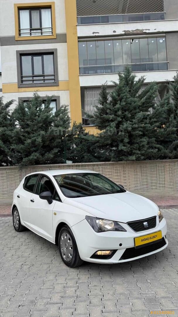 Galeriden Seat Ibiza 1.4 Style 2013 Model Konya 140.000 km Beyaz 2