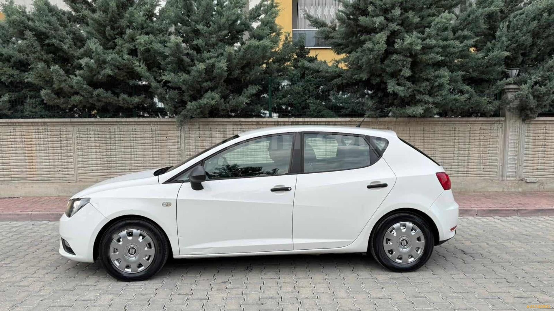 Galeriden Seat Ibiza 1.4 Style 2013 Model Konya 140.000 km Beyaz 6