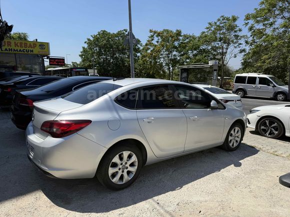 Galeriden Opel Astra 1.6 CDTI Design 2016 Model İstanbul