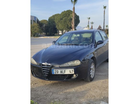 Sahibinden Alfa Romeo 147 1.6 TS Distinctive 2006 Model