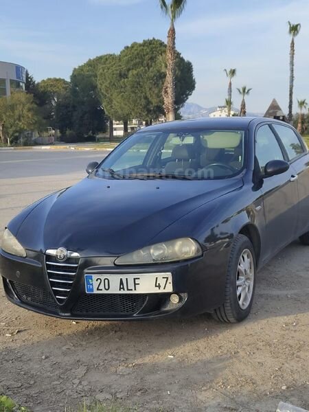 Sahibinden Alfa Romeo 147 1.6 TS Distinctive 2006 Model Antalya 219.000 km Siyah