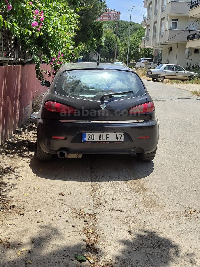 Sahibinden Alfa Romeo 147 1.6 TS Distinctive 2006 Model Antalya 219.000 km Siyah 2