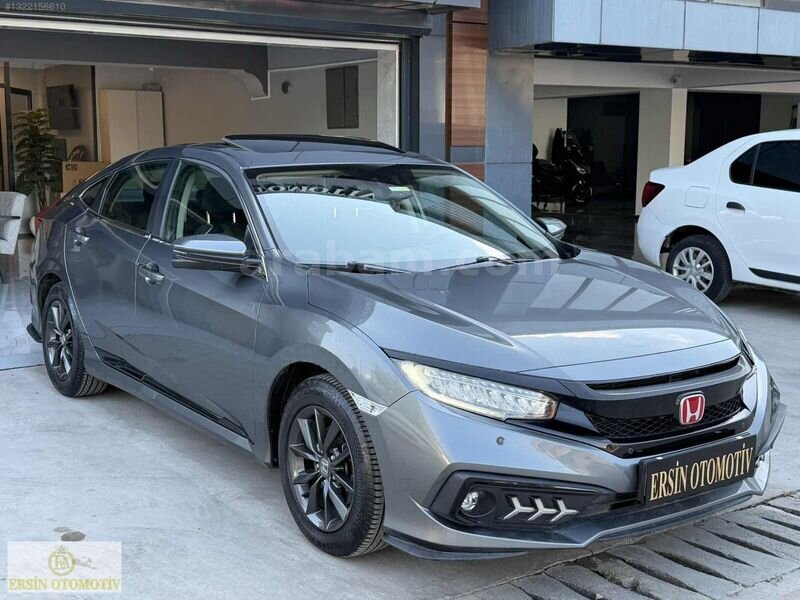 Galeriden Honda Civic 1.6 Elegance 2021 Model İzmir 96.000 km Füme