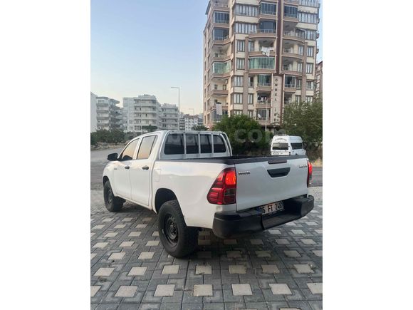 Galeriden Toyota Hilux 2.4 D-4D 4x2 Active 2015 Model Şanlıurfa