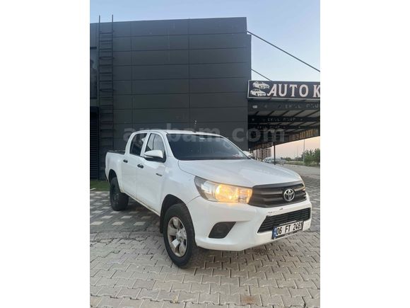 Galeriden Toyota Hilux 2.4 D-4D 4x2 Active 2015 Model Şanlıurfa