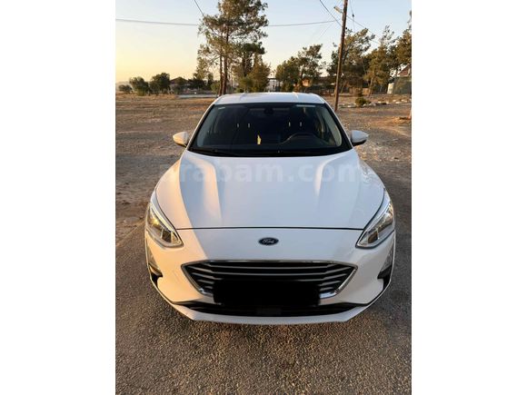Sahibinden Ford Focus 1.5 Ti-VCT Trend X 2019 Model  98.000 km Beyaz