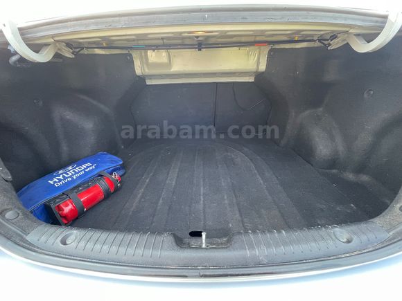 SAHİBİNDEN - 2011 ACCENT BLUE 1.6 CRDİ MODE - 193.xxx KM 