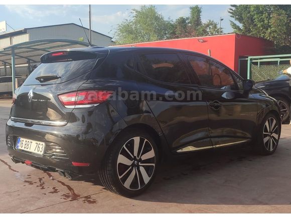 Renault Clio 0.9 Tce Icon - Muayene 05.2028 - 130,000 Km