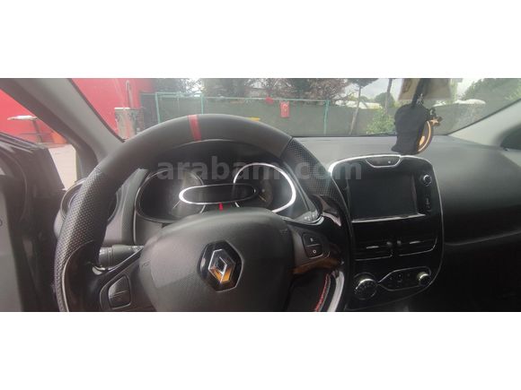 Renault Clio 0.9 Tce Icon - Muayene 05.2028 - 130,000 Km