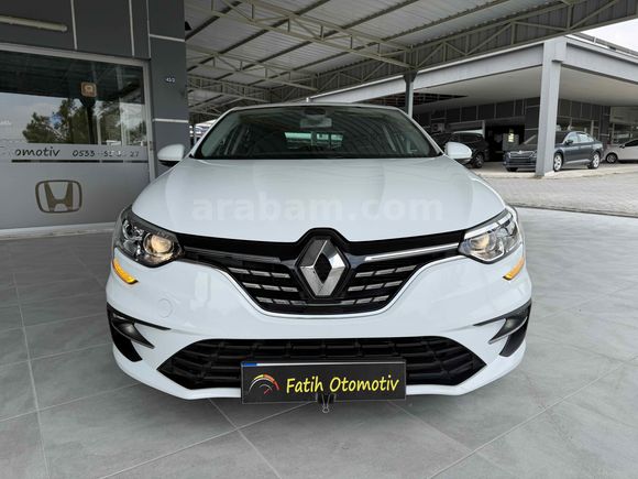HATASIZ-BOYASIZ-TRAMERSİZ-2024-MEGANE-1.3TCE-JOYCOMFORT-EDC-23BinKM