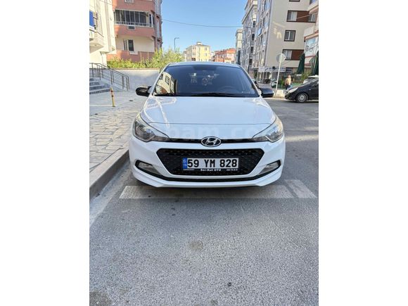 Sahibinden Hyundai i20 1.2 MPI Jump 2016 Model Tekirdağ 135.000 km Beyaz