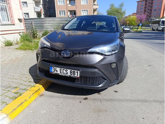 Sahibinden Toyota C-HR 1.8 Hybrid Flame 2021 Model  143.000 km Gri
