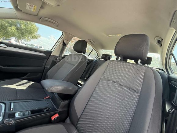 2019 PASSAT 1.6 TDI BLUEMOTİON İMPRESSİON 215KM HATASIZ BOYASIZ