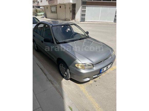 Sahibinden Hyundai Accent 1.3 LS 1998 Model 