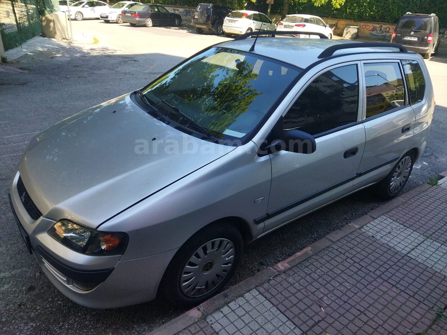 Sahibinden Mitsubishi Space Star 1.6 2005 Model İstanbul 223.000 km Gri (Gümüş) 5
