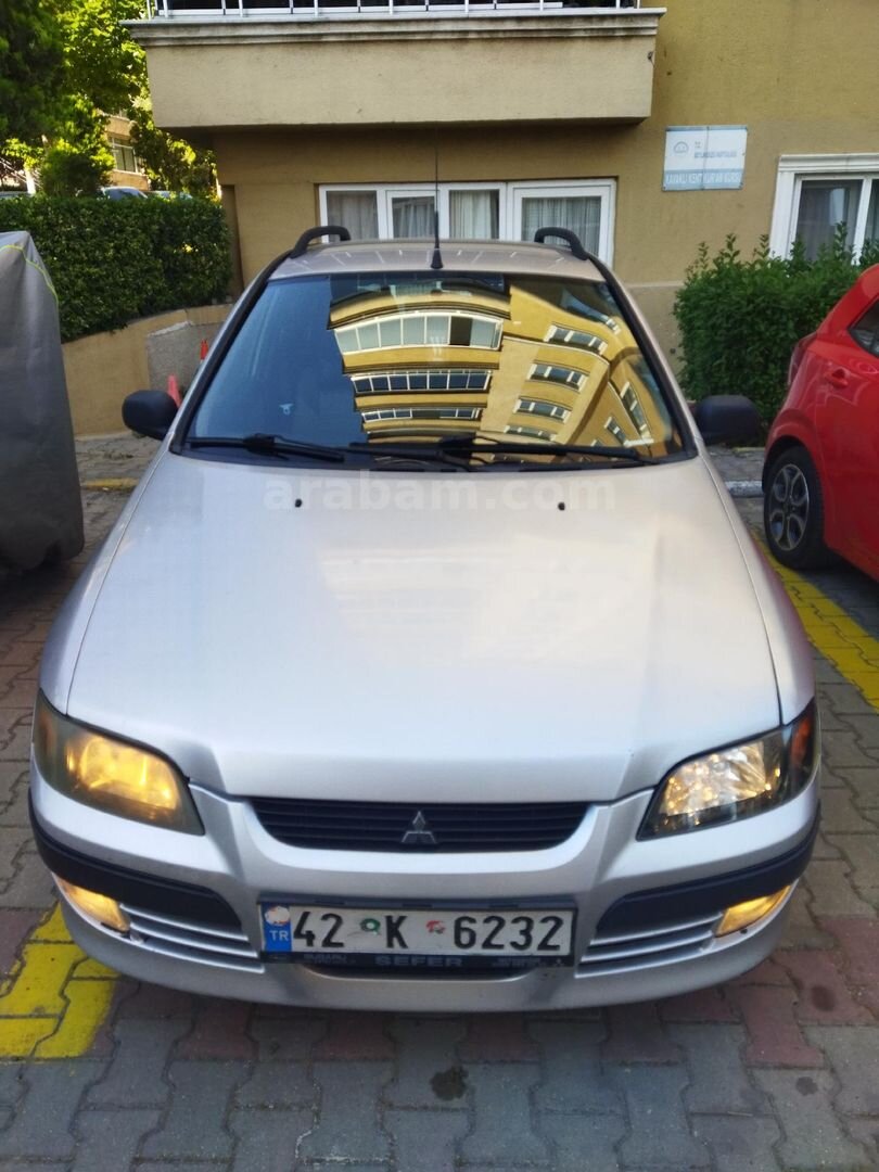 Sahibinden Mitsubishi Space Star 1.6 2005 Model İstanbul 223.000 km Gri (Gümüş) 2