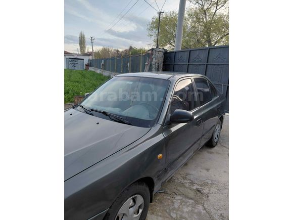 Sahibinden Hyundai Accent 1.3 LX 2001 Model 