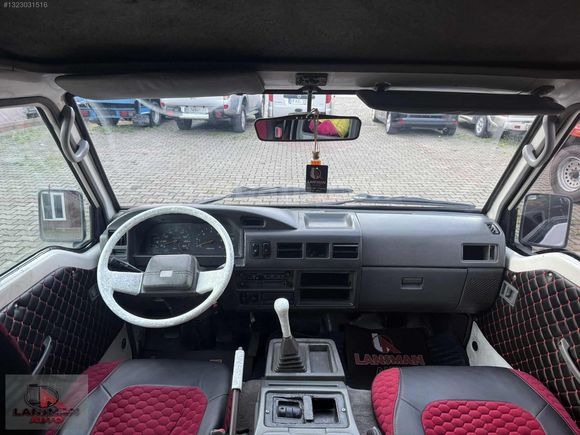 LANSMAN AUTO 2009 MODEL MİTSUBİSHİ L 300 4+1