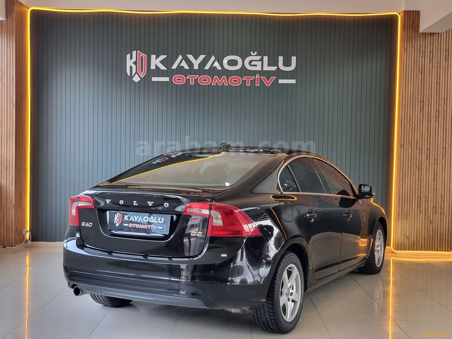 Galeriden Volvo S60 1.6 D 2015 Model Denizli 284.000 km Siyah 6