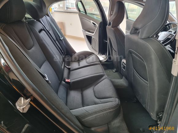 2015 VOLVO S 60 1.6 D D2 OTOMATİK DEĞİŞENSİZ TEMİZ..