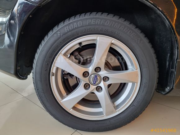 2015 VOLVO S 60 1.6 D D2 OTOMATİK DEĞİŞENSİZ TEMİZ..