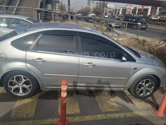 Sahibinden Ford Focus 1.6 TDCi Ghia 2007 Model