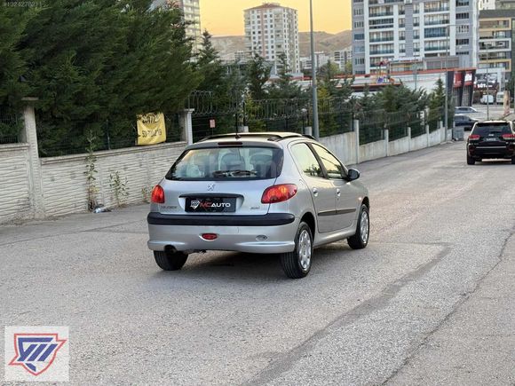 ÜSTAÇAR'LI PEUGEOT 206 XT 1.4 BENZİN 90 HP