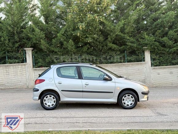 ÜSTAÇAR'LI PEUGEOT 206 XT 1.4 BENZİN 90 HP
