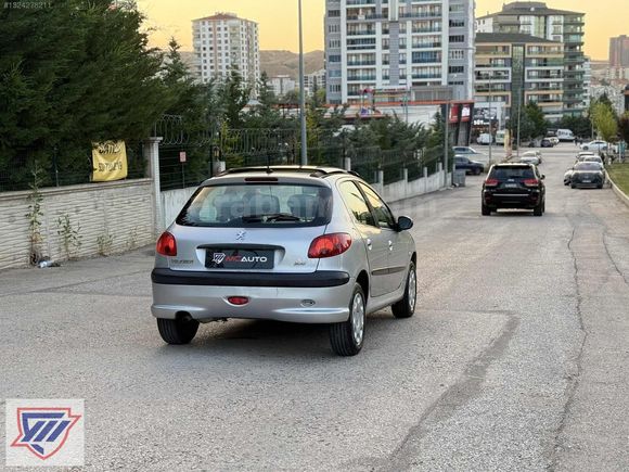 ÜSTAÇAR'LI PEUGEOT 206 XT 1.4 BENZİN 90 HP